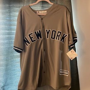 Men’s Yankee Jersey
